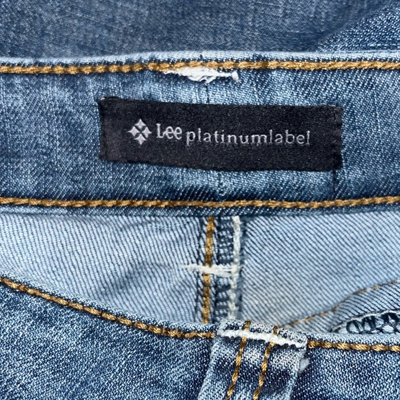 LEE Platinum Label Women’s Mid Rise Boot Cut Denim Jeans. Sz 6 medium. (32X32) - Picture 5 of 8
